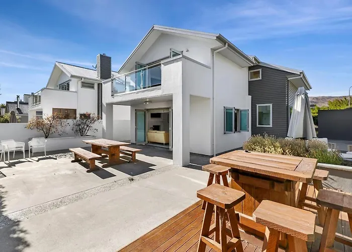 Holiday home Jessies Lakehouse - Your Perfect Base