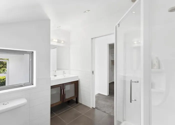 Jessies Lakehouse - Your Perfect Base Holiday home *